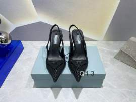 Picture of Prada Shoes _SKUPradasz35-41YM013619258